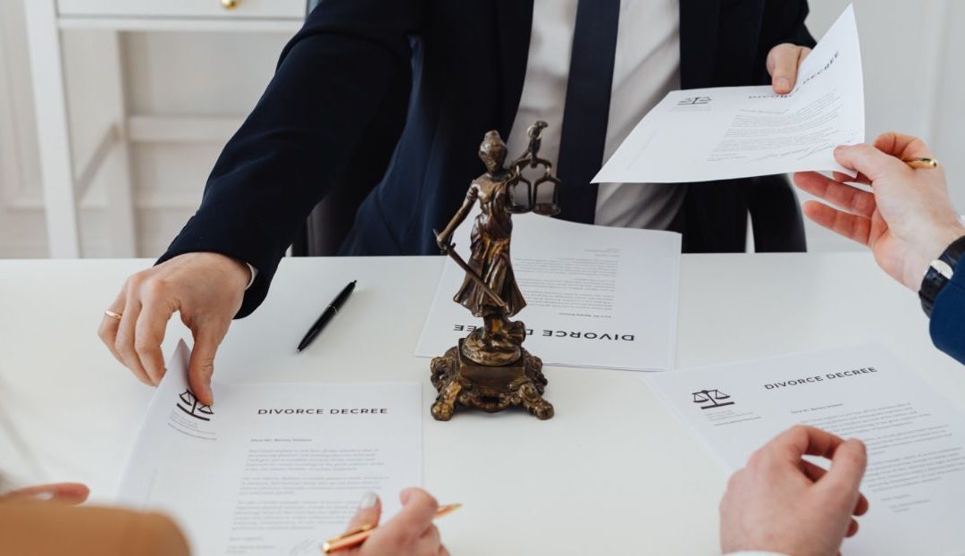 Separaciones, divorcios y nulidad matrimonial